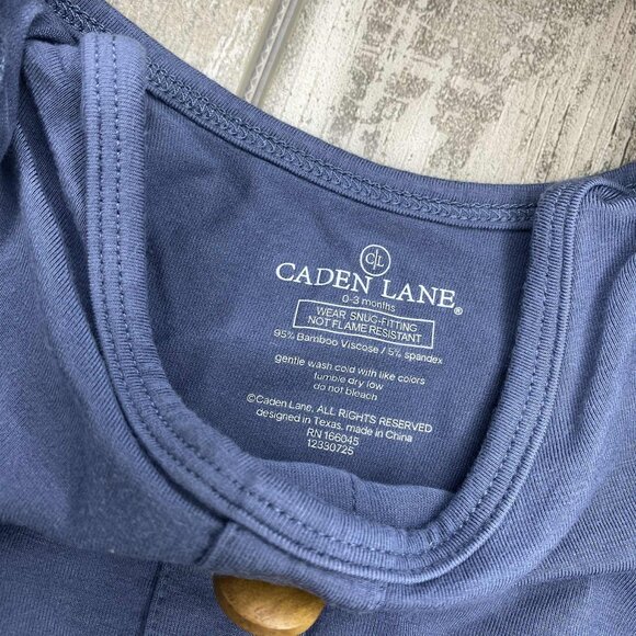 Newborn knot gown bundle - Picture 5 of 6